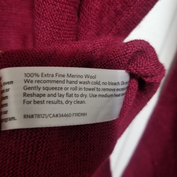 Eileen Fisher 💯% Fine Merino Wool Maroon Tunic Top. Size: XXS. - Picture 5 of 6